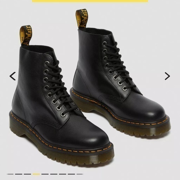 Doc Martens leather boots size 13 - Picture 1 of 9